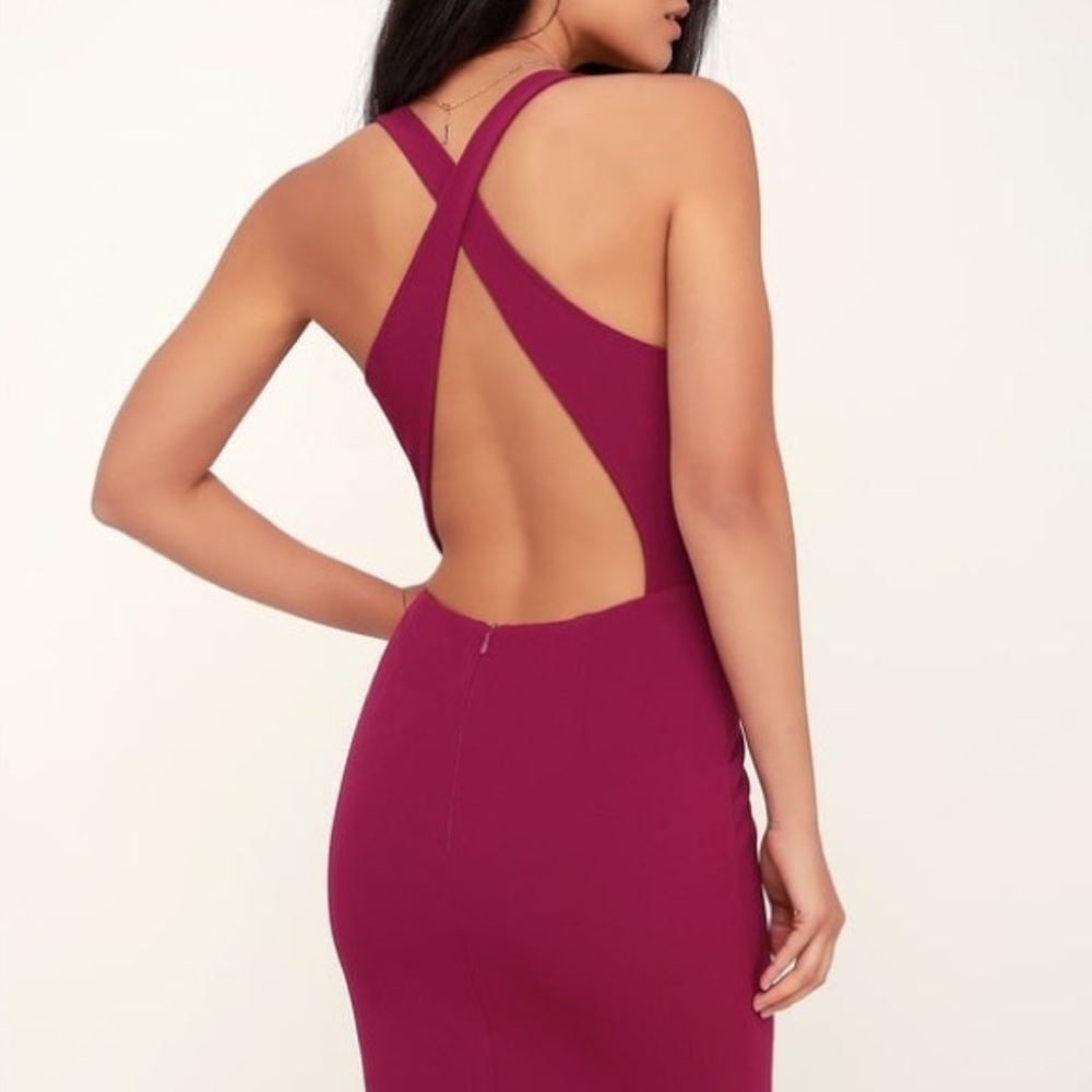 Fuchsia bodycon dress with crossed back